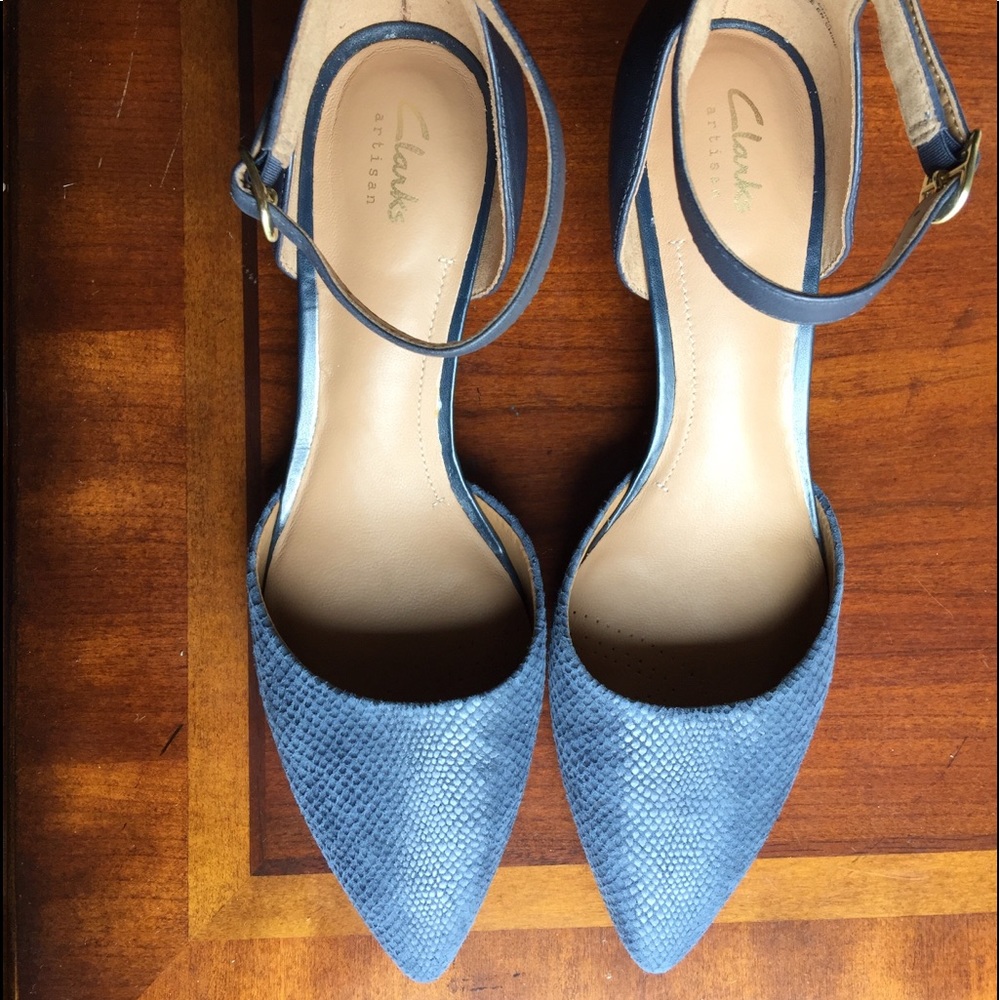 Clarks Sage Glamor Pumps Sandals Navy Size 9 1/2 M